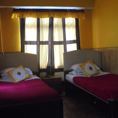 Hotel Tibet Гангток Екстериор снимка
